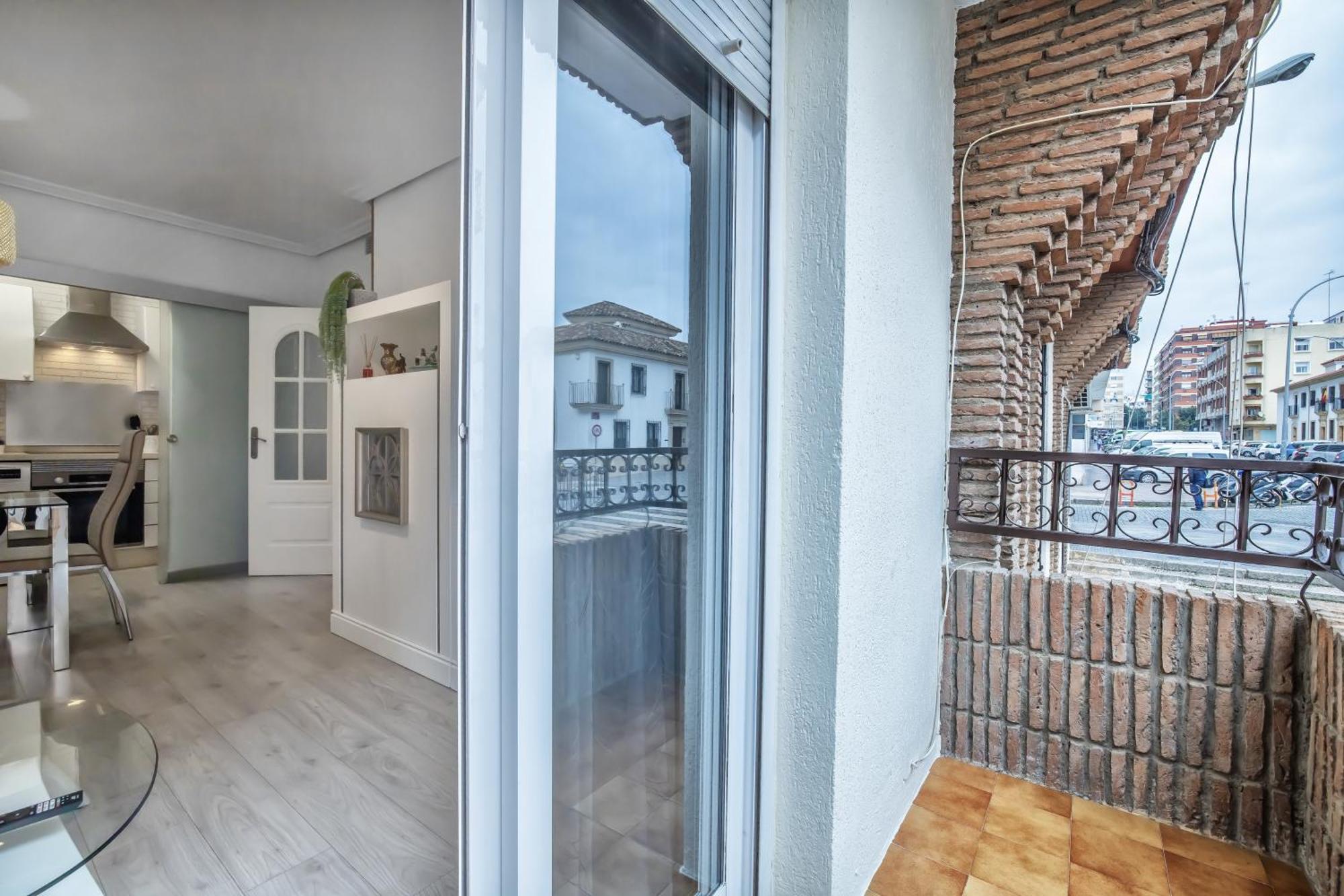 Apto Vallellano Junto Al Casco Historico & Parking Incluido Córdoba Eksteriør billede
